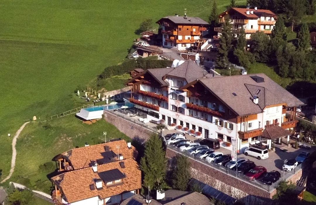Hotel Interski-1